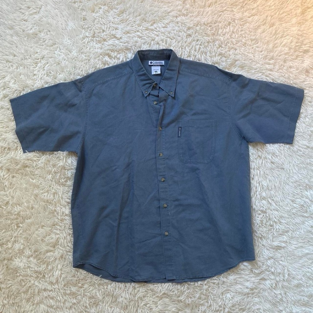 Vintage workwear rugged utility Columbia Sportswear gray button-up shirt in XL